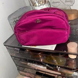 Mini lululemon makeup bag